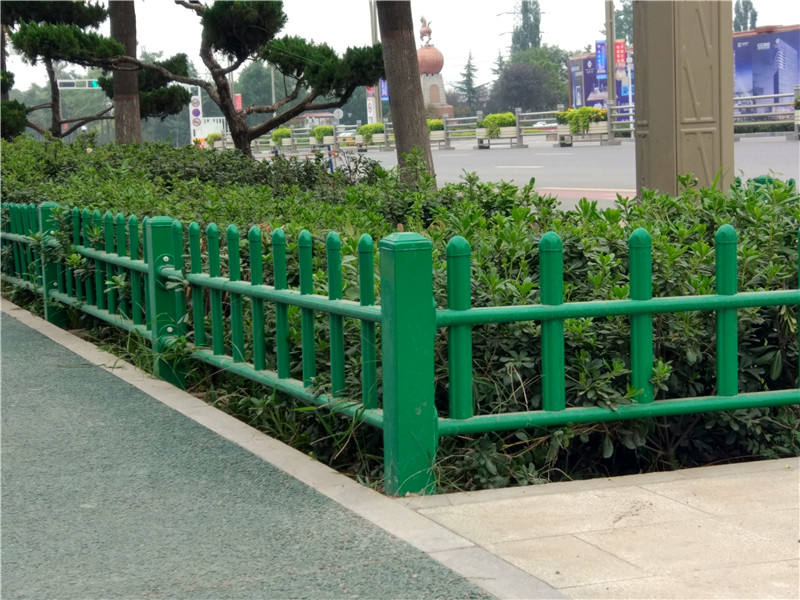 绿化带围栏